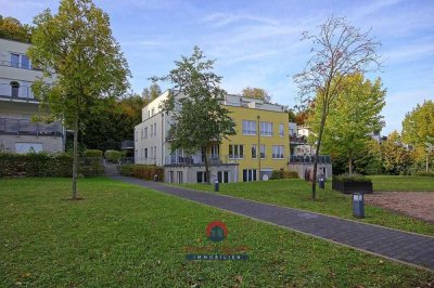 BAD GODESBERG - TERRASSENWHG IN IDYLLISCHER VILLENKOLONIE +PARKETT +GROßE TERRASSE +FUßBODENHEIZUNG