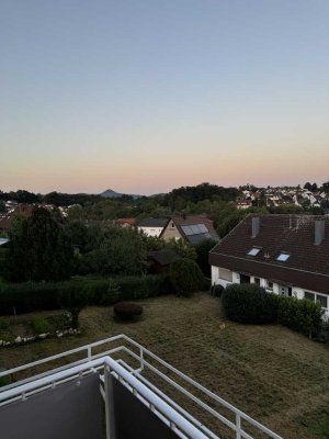 Stilvolle, modernisierte 3-Zimmer-Wohnung mit Balkon in Göppingen