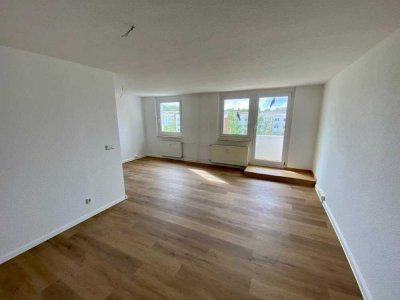 2-Raum-Wohnung mit neuer EBK und schöner Aussicht