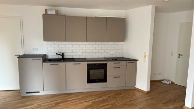 Neuwertige 2-Zimmer-Wohnung mit Balkon und Einbauküche in Gundelfingen