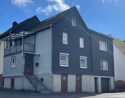 Ein- bis Zweifamilienhaus in ruhiger zentraler Lage