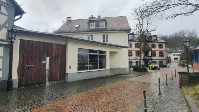 Geschmackvolle Wohnung mit vier Zimmern in Bad  Soden