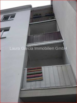 Immobilien stabiler als jede andere Geldanlage! MFH mit 6 Wohn- Einheiten ohne Gewerbe.