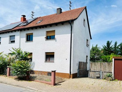 Charmante Doppelhaushälfte in begehrter Lage von Walldorf: Ihr neues Zuhause!