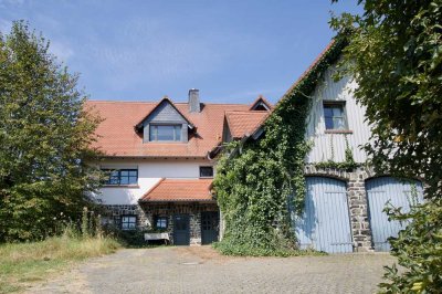 Mehrgenerationenhaus  mit viel Platz für die große Familie in idyllischer Lage am Wiesenrand