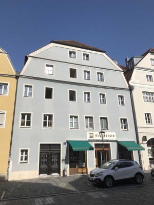 Rgbg - Stadtamhof !  TOP-Dreizimmerwohnung mit Dachterrasse !