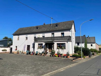 Gemütliches Einfamilienwohnhaus in ruhiger Ortslage der Eifelgemeinde Forst (Eifel)