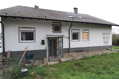 3 Familienhaus mit Potential!