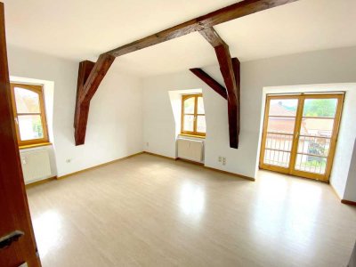 Ruhige Wohnung in historischem Ambiente - 3 Zimmer, 86 m² im Herzen von Ellingen