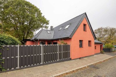 Einfamilienhaus mit Einliegerwohnung in Bremen-Grohn - Hier gibt es nicht mehr viel zu tun