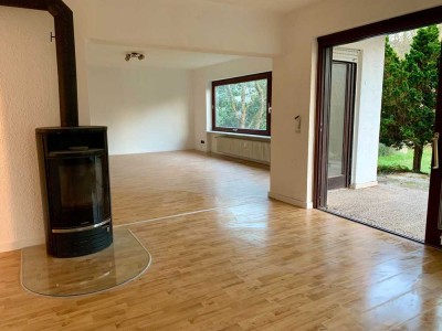 Schöne, lichtdurchflutete 3,5-Zimmer-EG-Wohnung mit Terrasse in Eschau/Hobbach