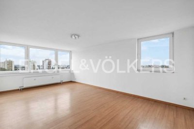 Helle Vier-Zimmer-Wohnung in Top-Lage mit spektakulärem Blick über Groß-Gerau