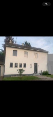 Lebach, moderne Doppelhaushälfe,  renoviert, 6 ZKB, Garten, Garage