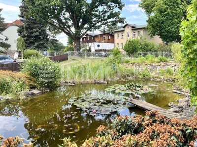 Ihr Wohntraum im Grünen: Idyllisches Landhaus mit Teich