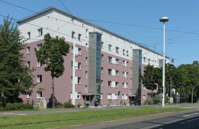 Gemütliche 4-Raum-Wohnung im Stadtzentrum Geras mit Badewanne und Balkon