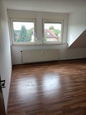 Renovierte Dachgeschoss-Wohnung