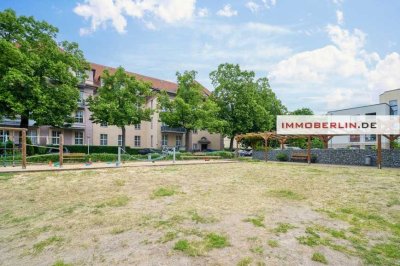 IMMOBERLIN.DE - Toplage! Helle vermietete Altbauwohnung mit Südwestterrasse & Garten