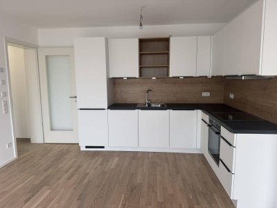 - Neubau- exklusive 2-Zimmer-Wohnung mit Ankleidezimmer, Terrasse und Loggia im Herzen von Schärding!