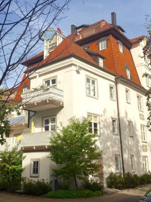 Modernisierte 4-Raum-Wohnung mit Balkon und Einbauküche in Kempten