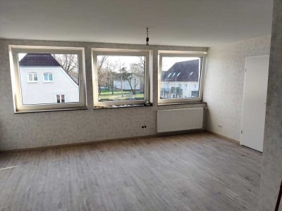 Erstbezug nach Sanierung: attraktive 1-Zimmer-Wohnung in Lintforter Straße, Moers