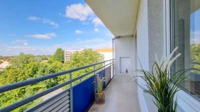 Großzügiger Grundriss, spektakulärer Blick vom Balkon-hier kommt man gern nach Hause.