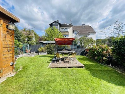 Elegante Maisonette in Solingen Gräfrath: Purer Wohnluxus mit Garten,Dachterrasse, Kamin u.v.m.