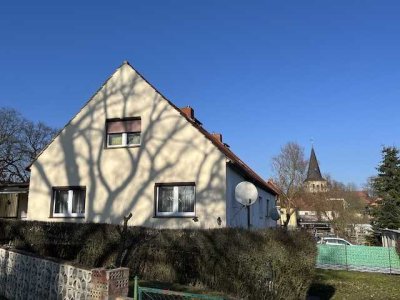 EINFAMILIENHAUS MIT GROßEM GARTEN - RUHIGES WOHNEN AUF DEM LAND