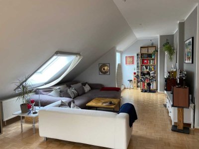 Schöne, in ruhiger Lage befindliche zwei Zimmer Wohnung in Pieschen