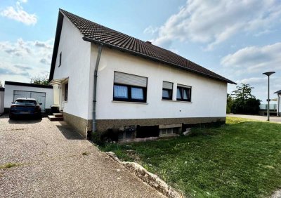 Schönes freistehendes Einfamilienhaus in Wallerfangen-Ittersdorf mit ausbaufähigem Dachgeschoss!