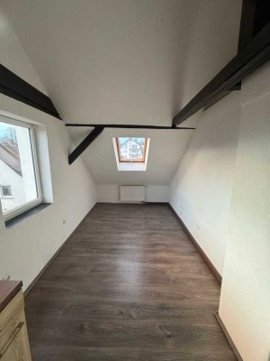 Charmantes komplett renoviertes Wg-Zimmer