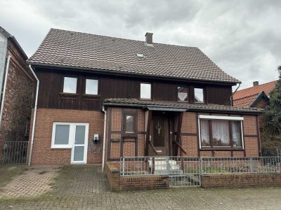 Attraktive und gepflegte 2-Raum-Erdgeschosswohnung in Sehlde