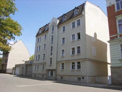 helle Single-DG-Wohnung neu renoviert mit Ballkon zu verkaufen