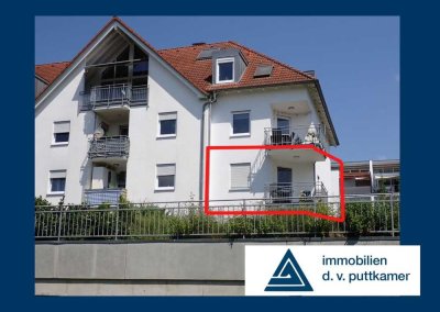 VIP ! RUHIGE GELEGENE 3-ZIMMER-WOHNUNG MIT BALKON UND GROSSEM TIEFGARAGEN-STELLPLATZ IN LAUPHEIM !"