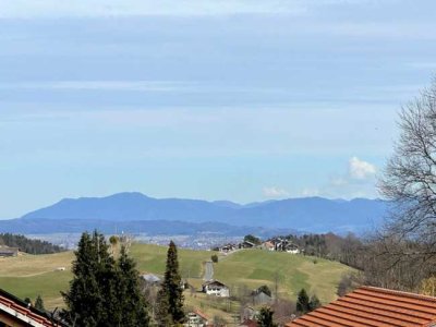 Traumblick - Erdgeschosswohnung mit großem Garten