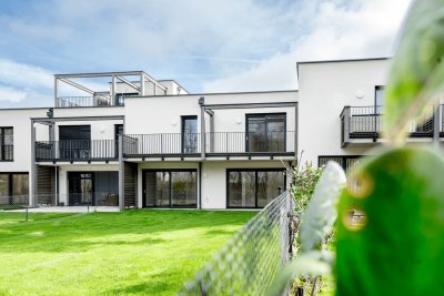 Zentrumnahes Reihenhaus mit Einliegerwohnung in grüner Lage