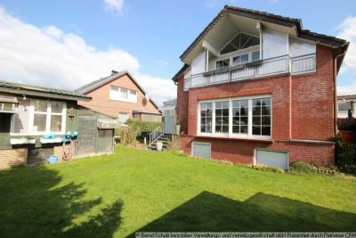 vermietetes 3 Familienhaus in ruhiger Seitenstraße von Tangstedt