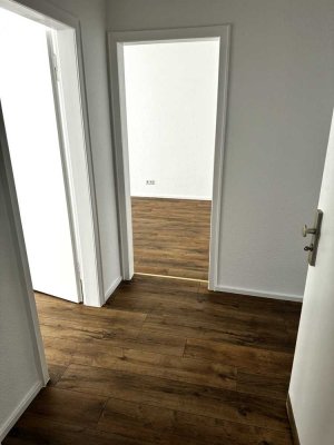 Kernsanierte 2-Zimmer-Wohnung mit Balkon in Wuppertal Barmen