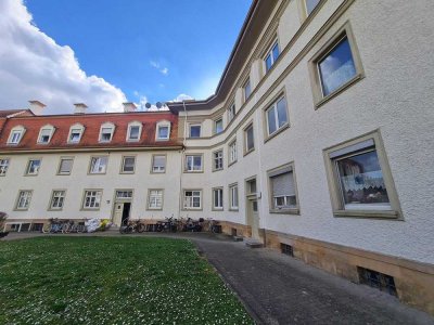 Renovierte 4-ZKB Wohnung im 2. OG