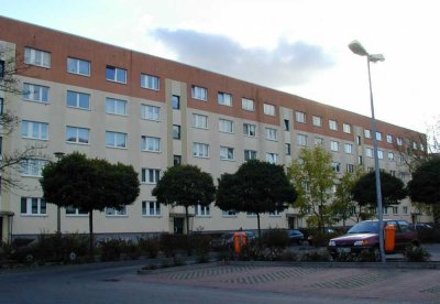 2-Raum-Wohnung mit Tageslichtbad