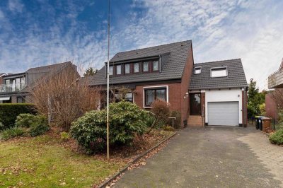 Bremen-Habenhausen: Großzügiges Einfamilienhaus mit großem Garten und Garage in ruhiger Wohnlage