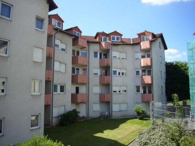 In idealer Lage zum UKGM: Schöne und helle 2 Zimmer-Wohnung mit Balkon, Wingertshecke 9, Gießen