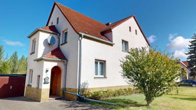 Familienfreundliche Doppelhaushälfte mit Pool und Garten in Raguhn – Hier findet jeder seinen Platz!