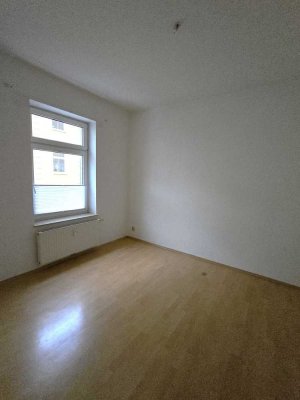 Singles und Studenten aufgepasst: 2-Zimmer, zentral, Uninähe