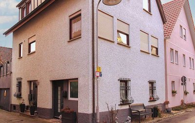 Richtig zuhause: Gepflegtes Einfamilienhaus mit Terrasse und Einliegerwohnung