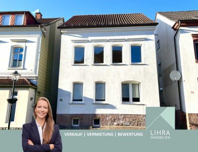 Liebenswerter Altbau mit tollem Stadtgarten in Blomberg sucht neue Familie!