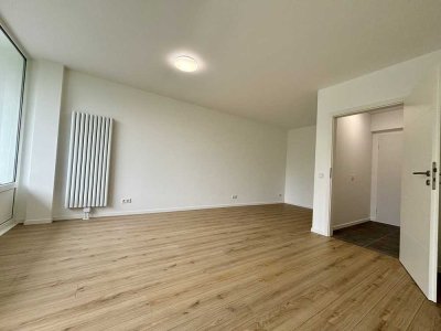 Moderne, kernsanierte 1-Zimmer-Wohnung mit Balkon zur Miete in Düsseldorf Garath