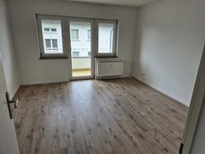 vier Zimmer Erdgeschosswohnung in Jügesheim Offenbach (Kreis), Rodgau