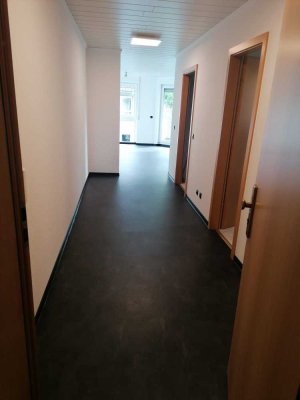 Geschmackvolle, sanierte 2-Zimmer-Wohnung mit EBK in Remseck am Neckar