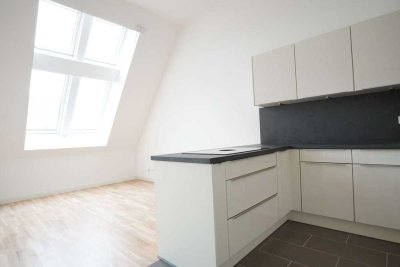 Vollkomfort-Penthouse mit Südwest-Dachterrasse in etablierter Lage an der Schloßstraße