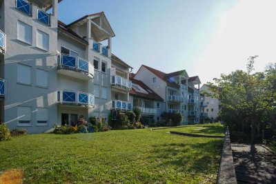 Renovierte 2-Zimmer-Wohnung mit Balkon und Garage